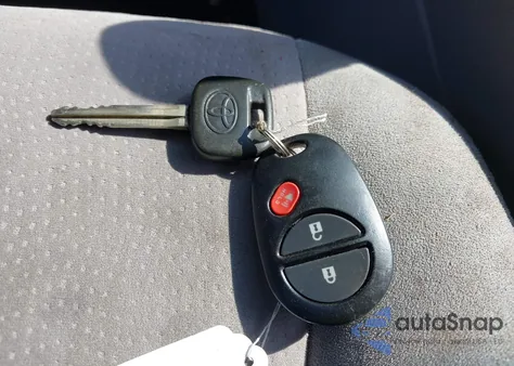 2013 Toyota Highlander Base V6 из США, поврежденный, VIN 5TDBK3EH4DS192075